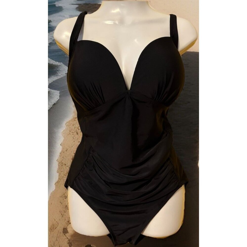 Jaclyn Smith Women's One Piece Halter Style Swim Suit Size 14 Beach Fun Slimming